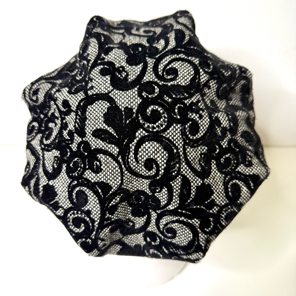 Walt Disney Black & Silver Women's Newsboy Cap - Picture 9 of 9